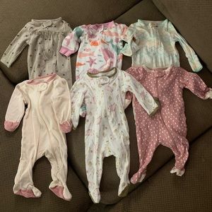 Lot of 6 girl 0-3 footed zipper pajamas
